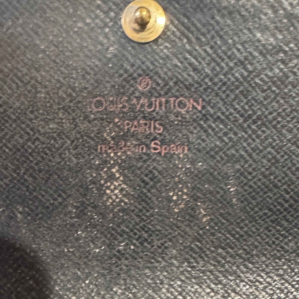 Louis Vuitton Epi Black Textured Wallet - Picture 5 of 10